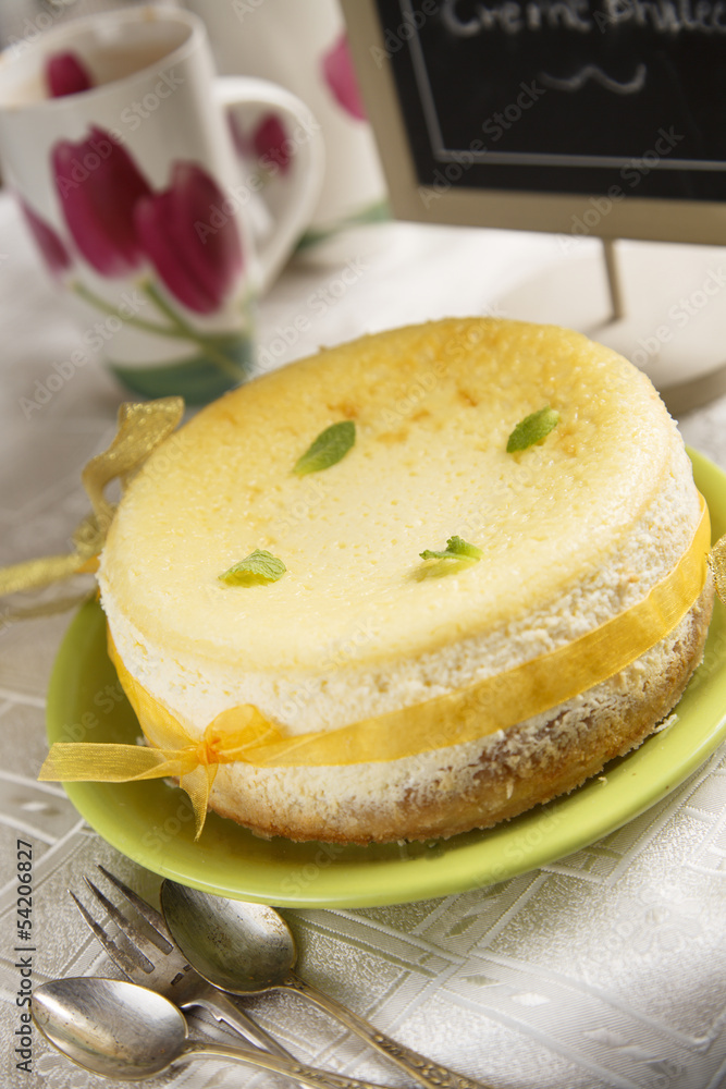 Lemon and ginger cheesecake