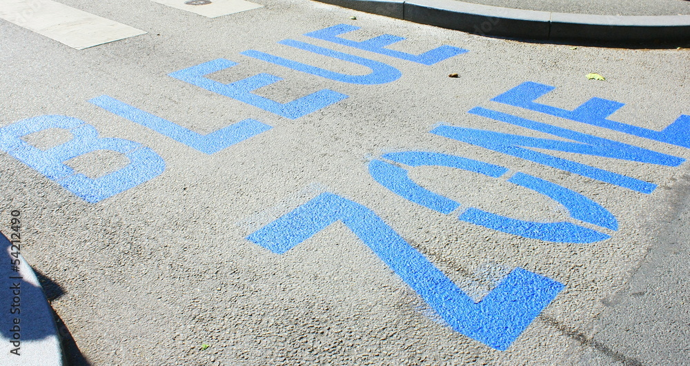 zone bleue, signalisation sur la chaussée zone bleue, signalisation sur la chaussée