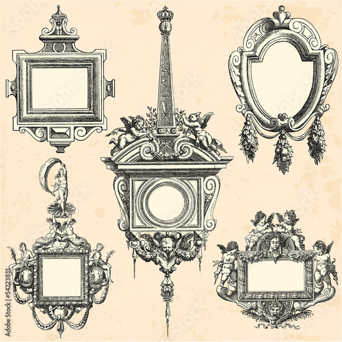 Collection de cadres anciens datant du XVII ème siècle photo