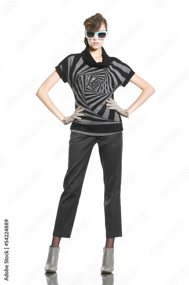 Full body fashion model in sunglasses posing girl Full body fashion model in sunglasses posing girl