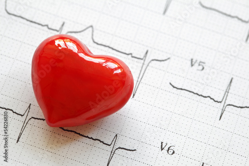 Φωτογραφία Cardiogram and heart