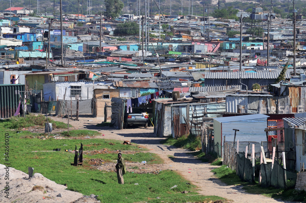 Fototapeta premium .le bidonville de Khayelitsha proche du Cap