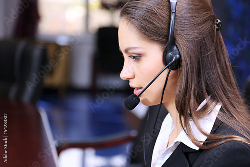 Plakat Call center operator at work.