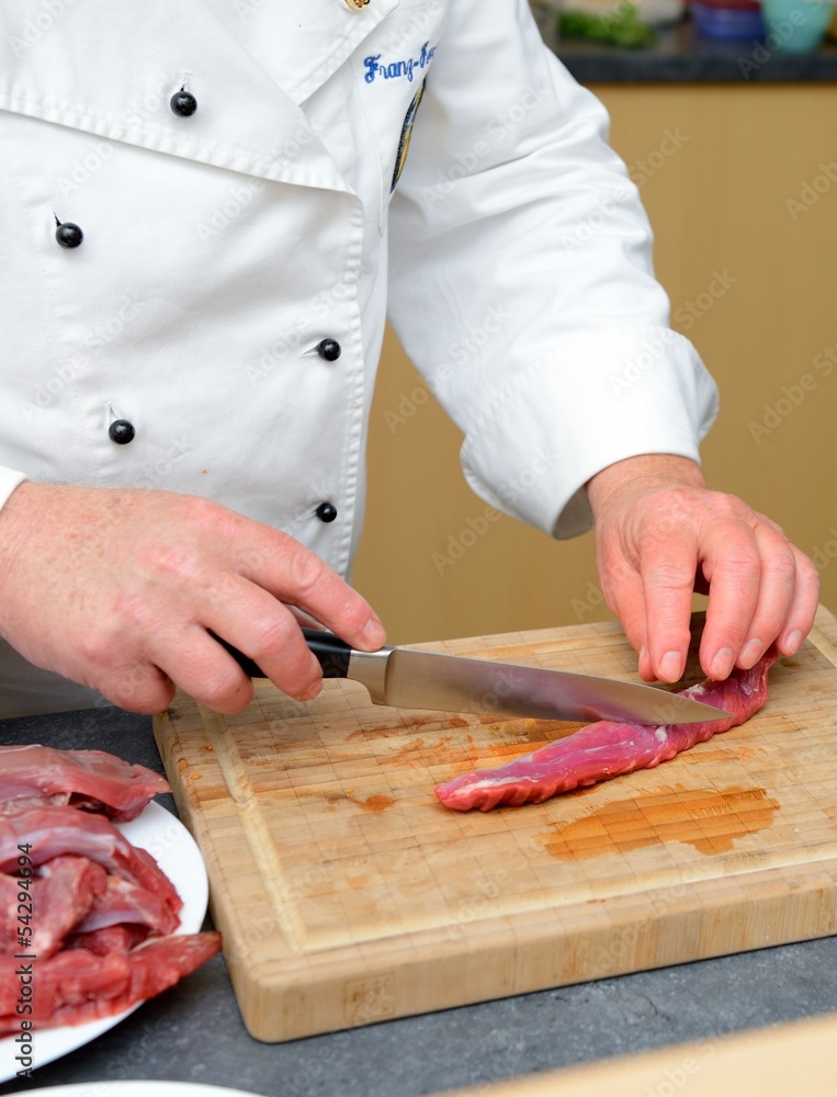Schneiden von Lammfilet Schneiden von Lammfilet