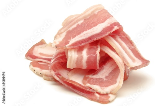 Lonchas de bacon sobre fondo blanco photo
