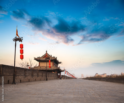 xian city wall at dusk