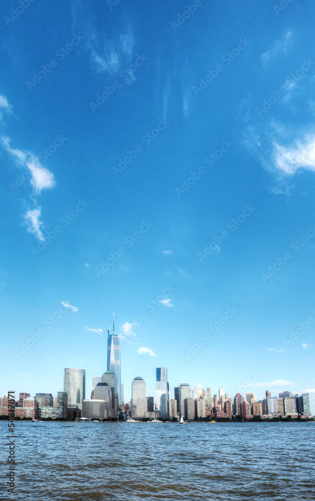 Naklejka premium NYC with Blue Sky