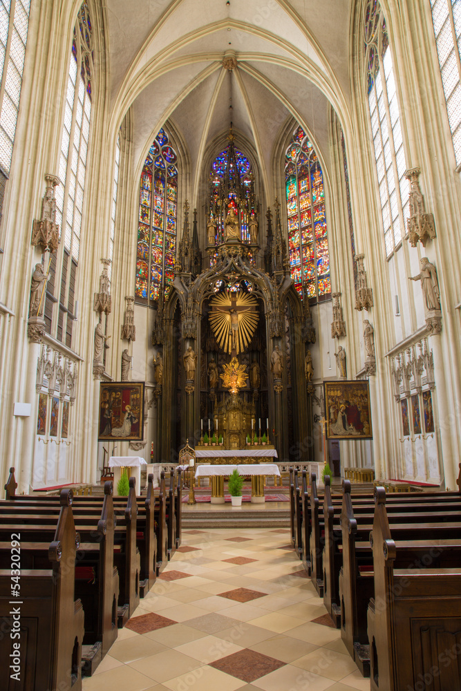Vienna - Presbytery and main altar of church Maria am Gestade
