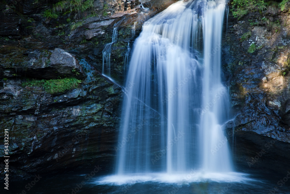 Fototapeta premium Falls of Falloch