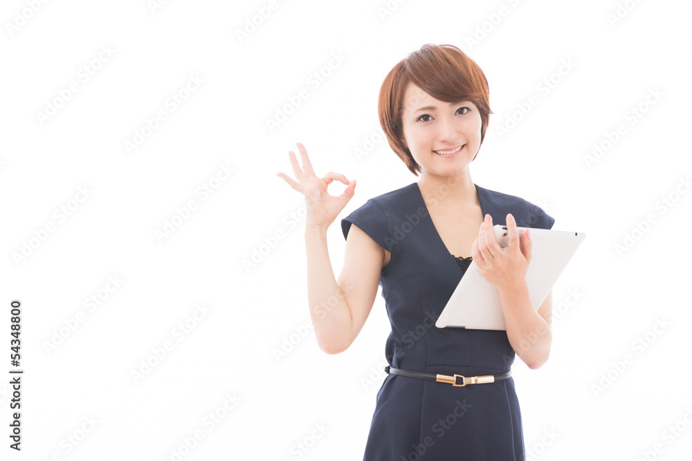 タブレットを見る女性 ビジネス タブレットを見る女性 ビジネス