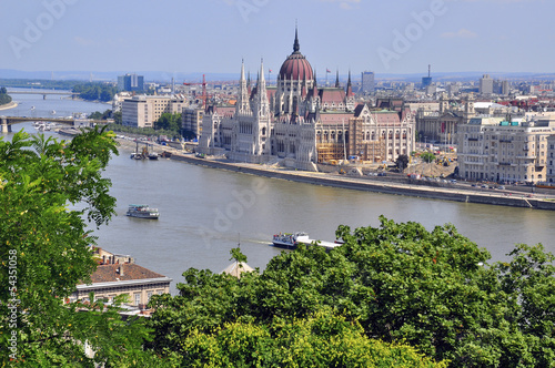 Budapest Parliament © Arseniy Krasnevsky