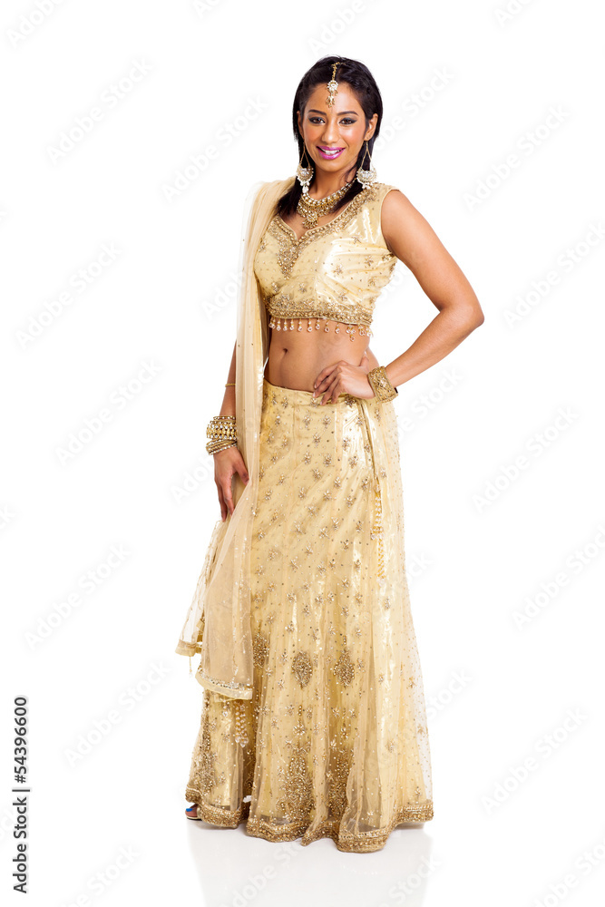 beautiful hindu woman in traditional clothing