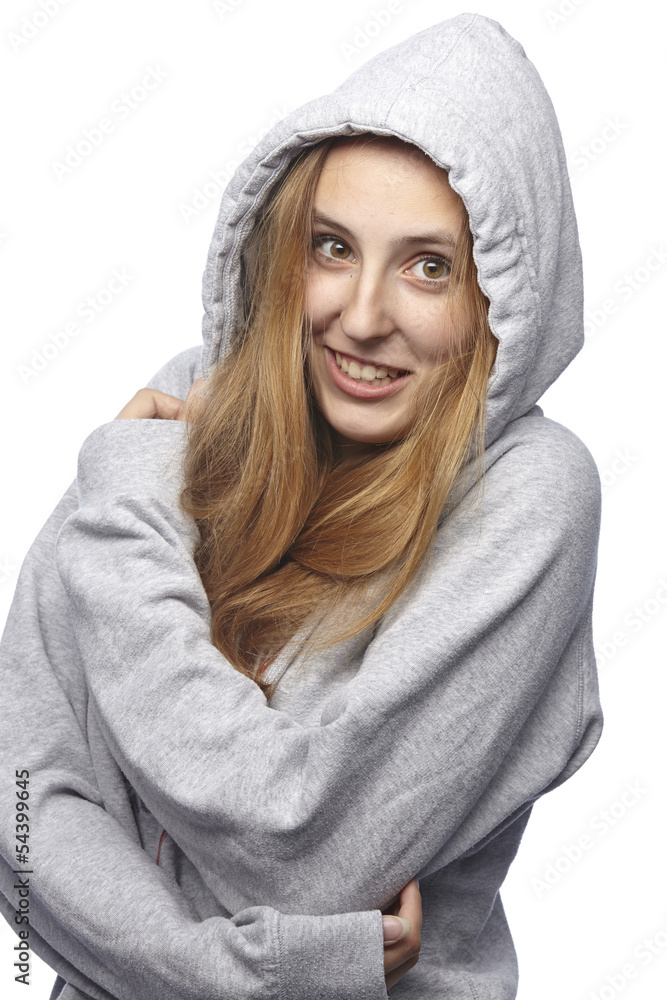 Obraz premium Junge Frau mit grauem Kapuzenpulli