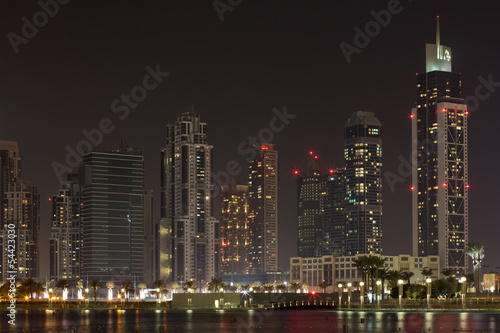 Dubai bei Nacht © York