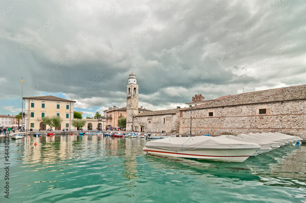 Fototapeta premium harbor of Lazise on eastern shore of Lake Garda