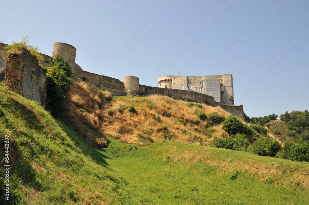 Donjon et fortifications, Falaise 5