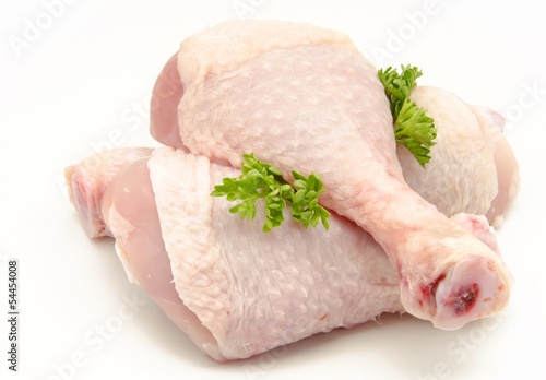 Carne de pollo cruda