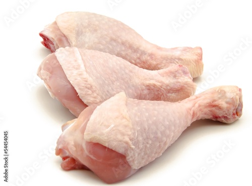 Carne de pollo cruda