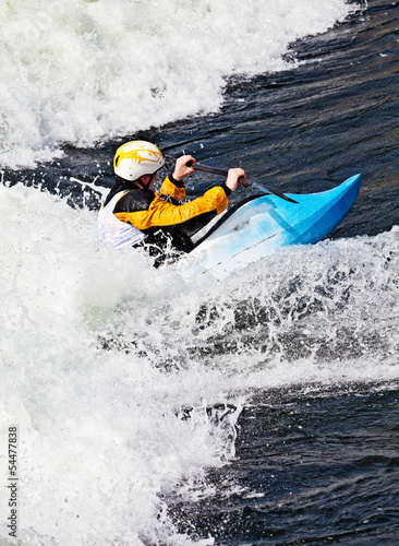 kayaker © Getmilitaryphotos