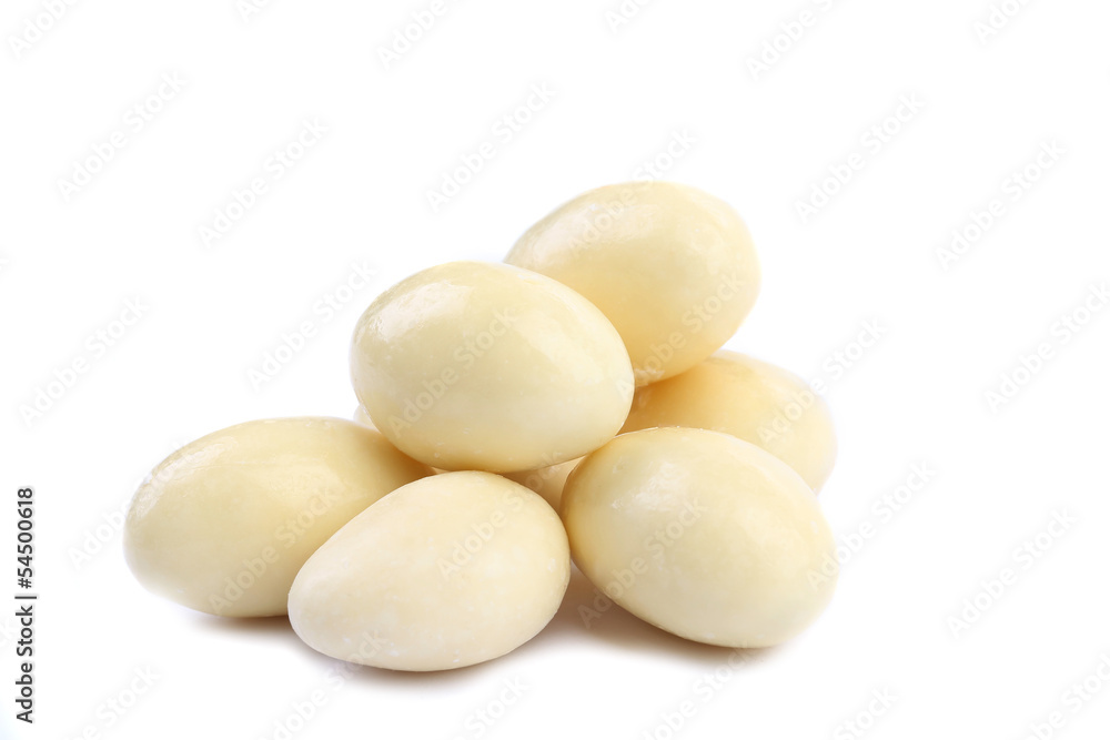Dragee, in white chocolate covered. Dragee, in white chocolate covered.