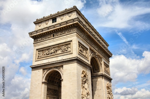 Paris Triumphal Arch © Tupungato