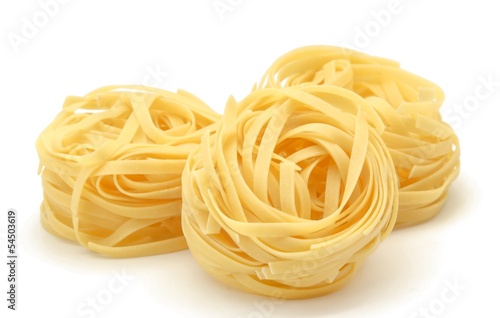 Nidos de pasta italiana al huevo