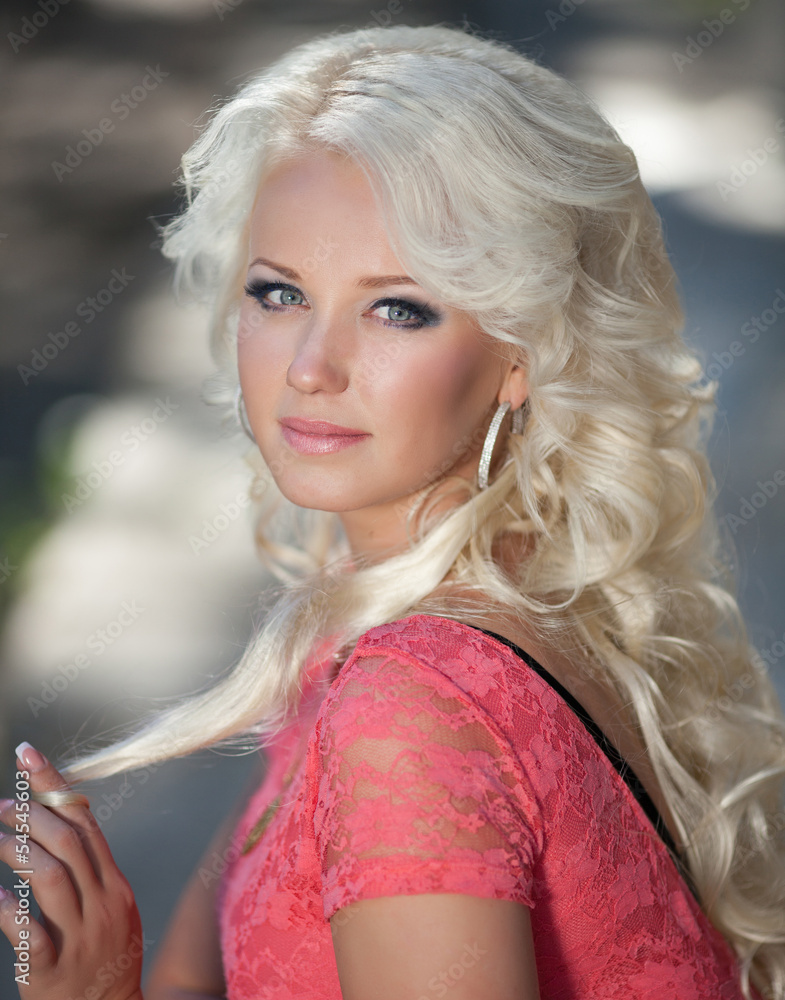 Beautiful woman outdoors Beautiful woman outdoors
