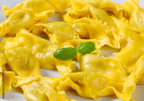 Cooked stuffed pasta