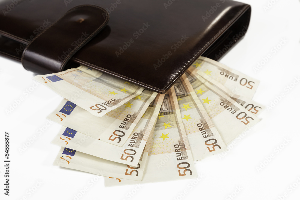 cartera de cuero repleta de billetes de 50 euros cartera de cuero repleta de billetes de 50 euros