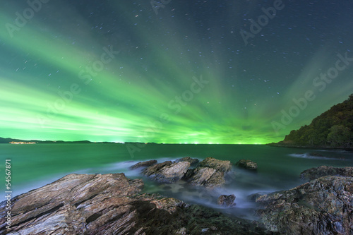 Obraz na plátne Night sea on green sky background