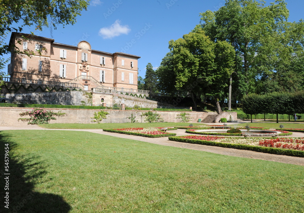 Fototapeta premium Parc de Foucaud Gaillac 81 château