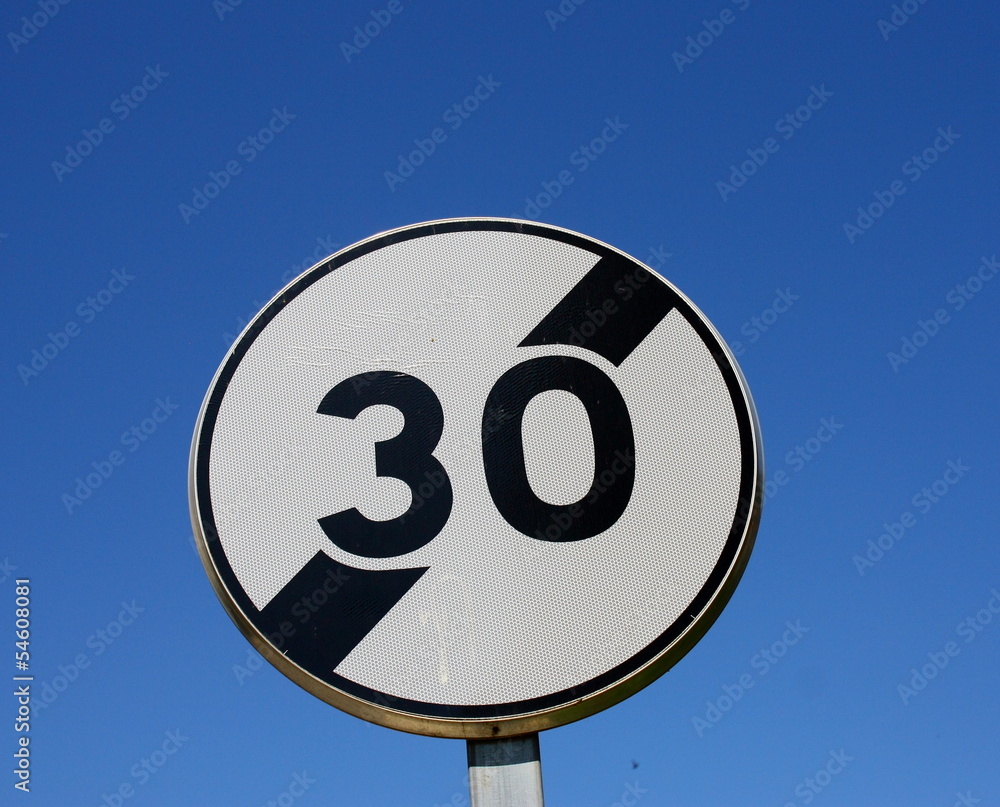 fin de limitation de vitesse à 30 fin de limitation de vitesse à 30