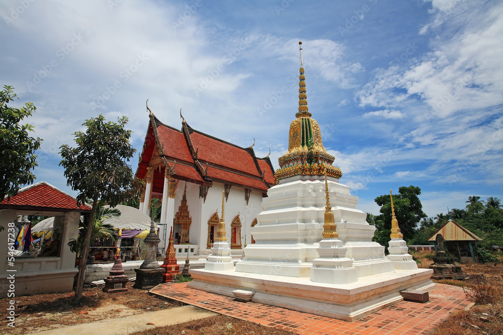 Wat Chimplee at Koh Kred in Nonthaburi