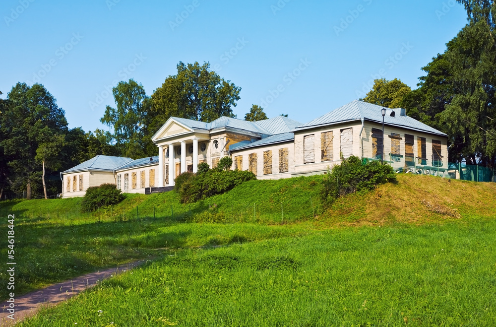 Obraz premium Manor house in Mon Repos Park, Vyborg