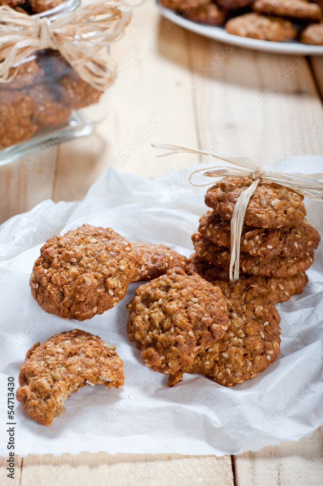 Fototapeta premium Diet and healthy muesli cookies