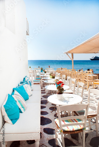Fototapeta Naklejka Na Ścianę i Meble -  Traditional greek cafeteria on Mykonos island, Greece