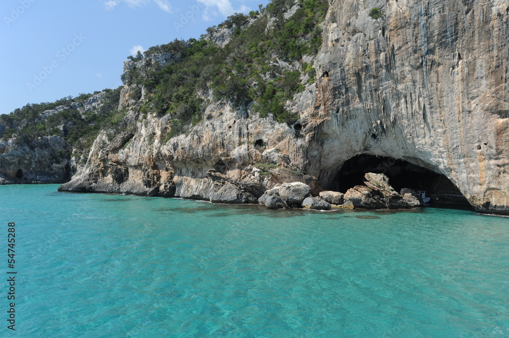 La grotta del bue marino a Cala Gonone sull'isola di Sardegna