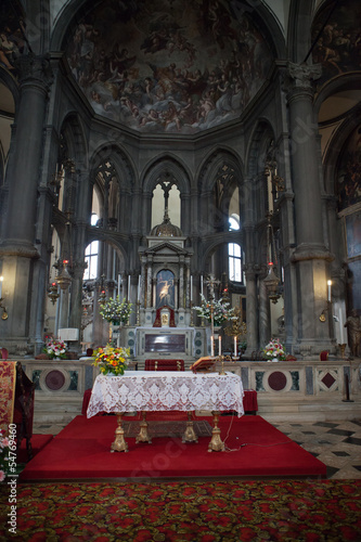 Venice - church of San Zaccaria interior