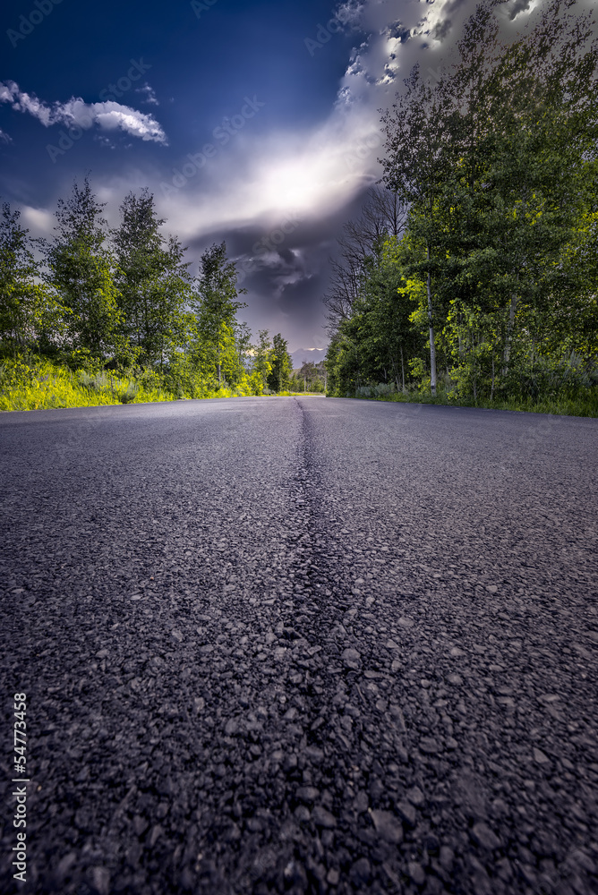 Mountain Road to the Storm Mountain Road to the Storm
