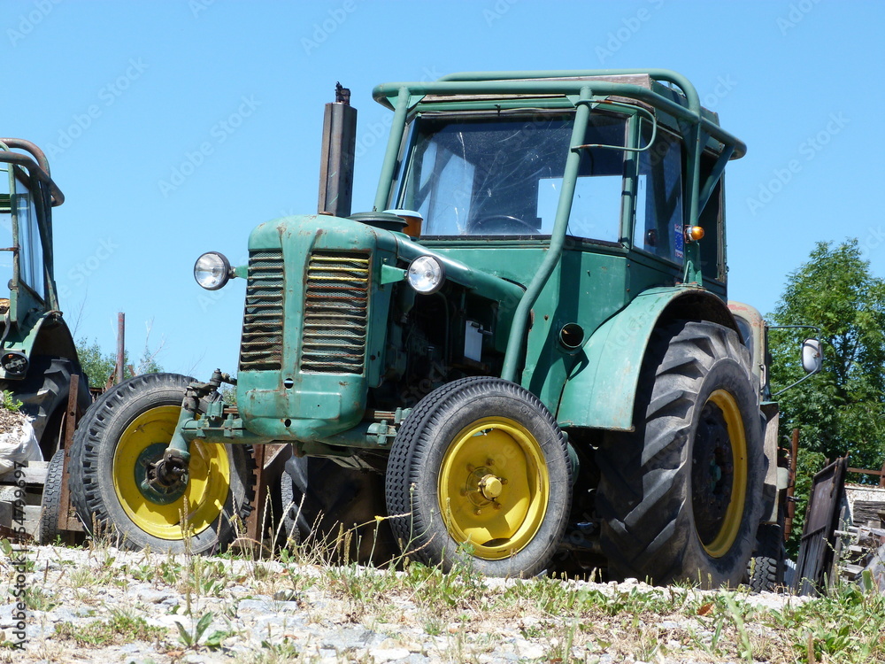 Obraz premium Tractor scrapyard