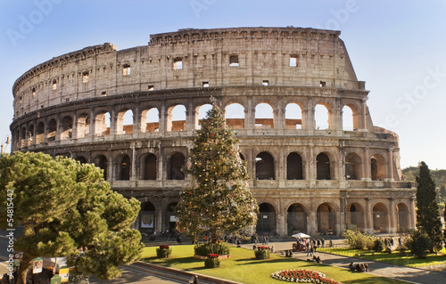 Fototapeta Roman Coliseum celebrates Christmas