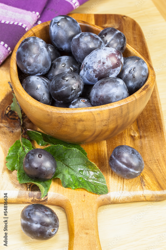 Plums Plums
