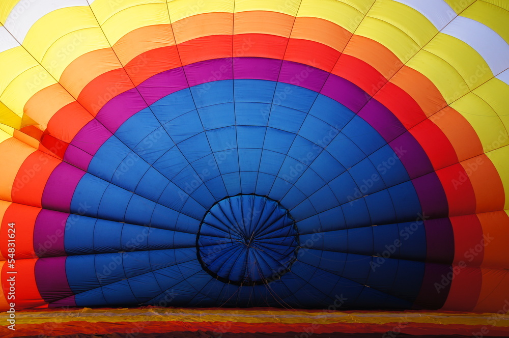 Fototapeta premium Gonflement d'une montgolfière