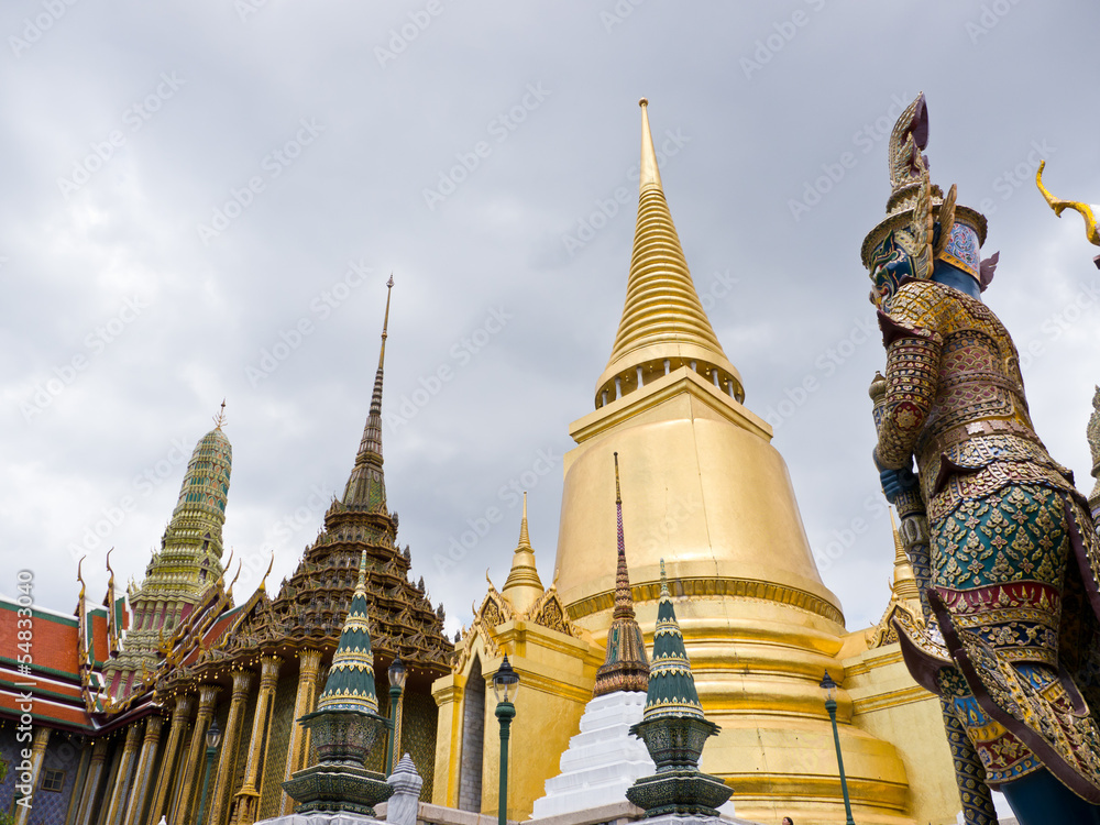 Fototapeta premium Temple of the Emerald Buddha