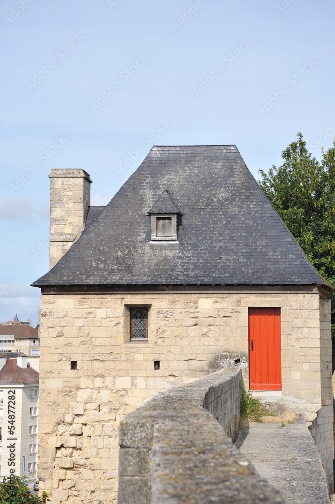 Les remparts du château de Caen 2