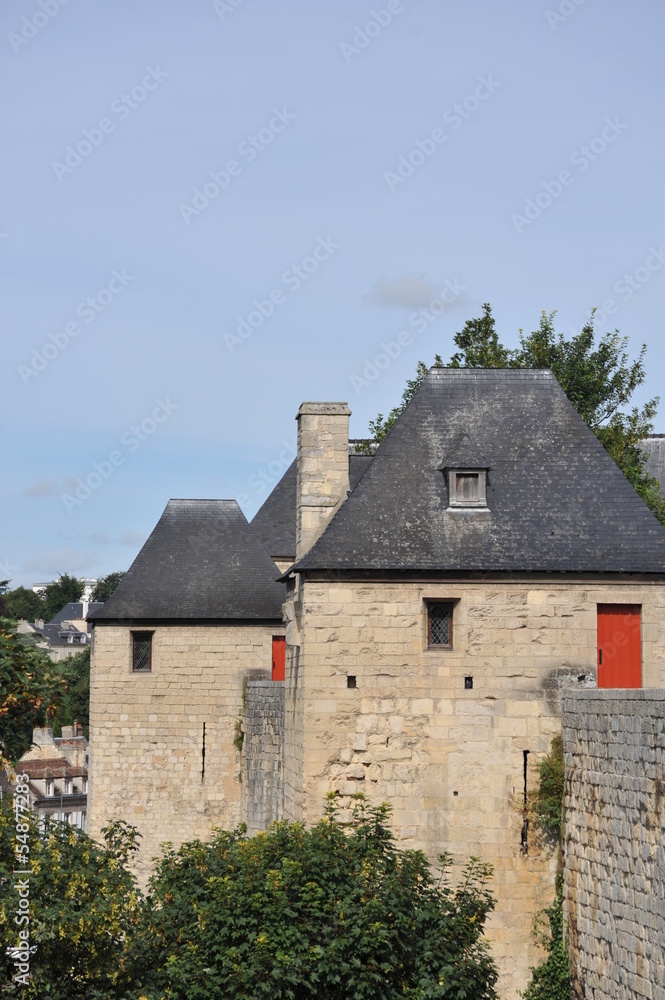 Les remparts du château de Caen