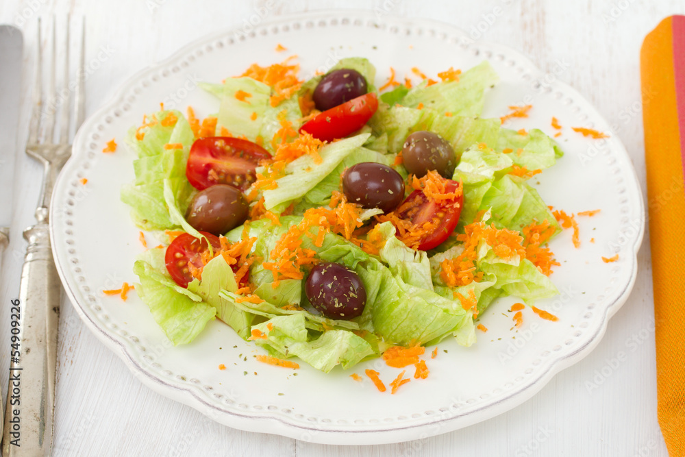 vegetable salad on the plate