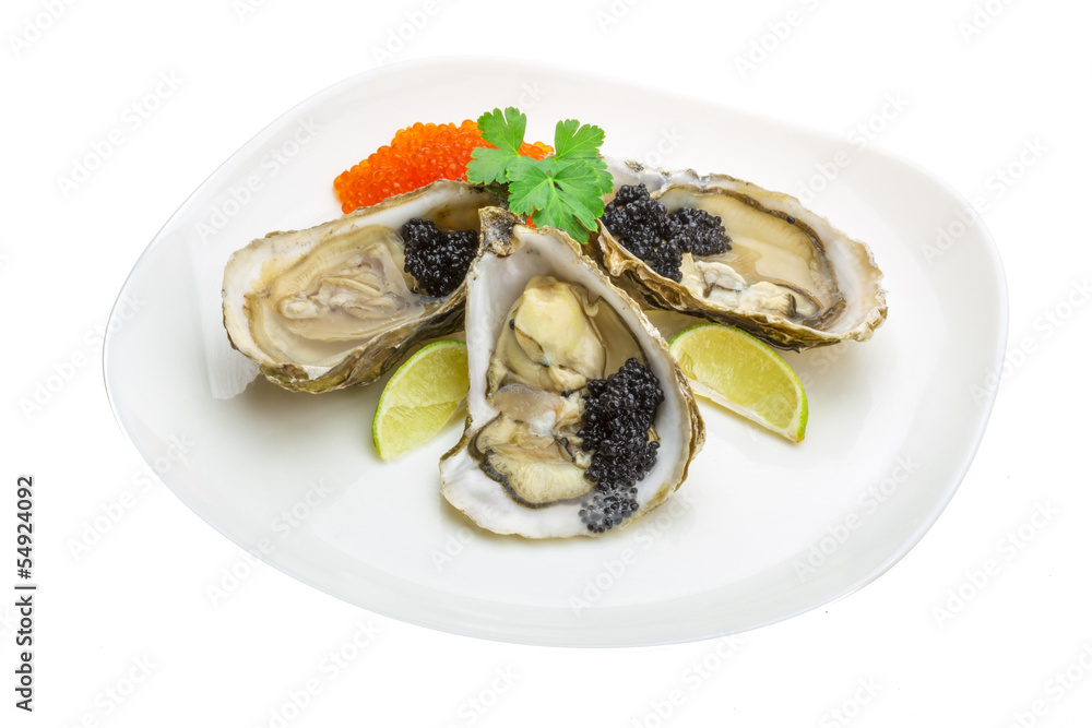 Oysters with black cavair Oysters with black cavair