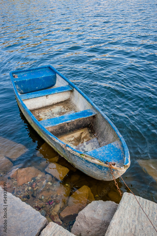 Obraz premium blue boat