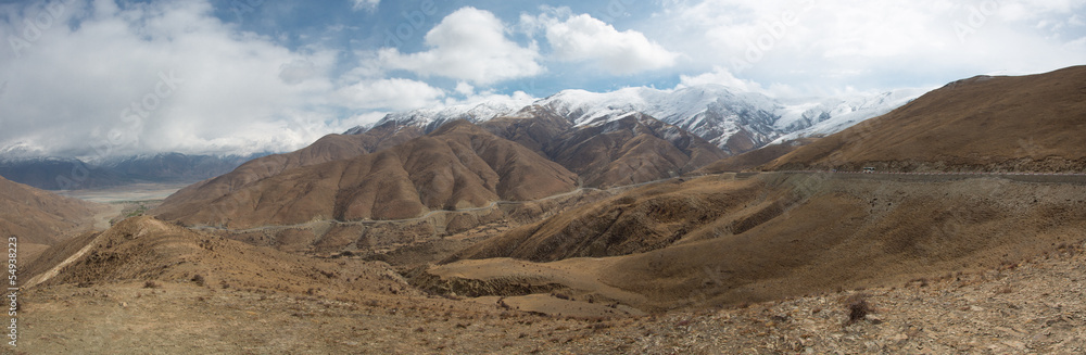 Panoramic view of the Friendship Road in Tibet